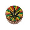 Moledor mediano con diseño de cannabis